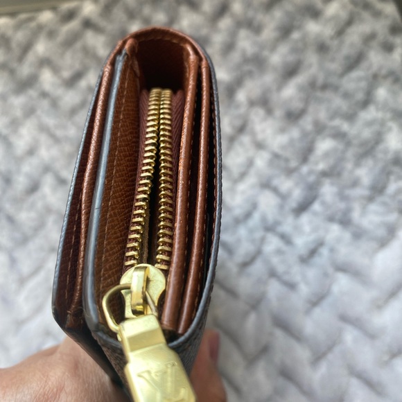 Authentic Louis Vuitton Wallet Monogram Vintage - Picture 12 of 14